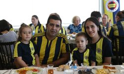 Hatay'da kanseri yenen Fenerbahçeli çocuk için gökyüzüne balonlar bırakıldı