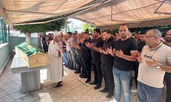 Hatay'da ölü bulunan iki arkadaşın cenazeleri defnedildi