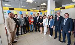 Mersin'de PTT'den müşterisine 185. kuruluş yıl dönümü hediyesi