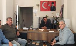 Mersin'in Akdeniz ilçesinde belediye ekipleri muhtarları ziyaret etti