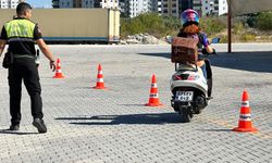 Silifke'de kadın motosiklet sürücülerine trafik eğitimi verildi