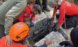 Antalya’da su kuyusu ve sarnıçlarda çöp topladılar