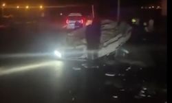 Mermer bloklara çarpan otomobilin sürücüsü yaralandı