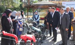 Osmaniye’de ‘Kırsal Dezavantajlı Alanlar Projesi’ kapsamında makine dağıtıldı