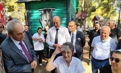 Yaşlılar gençlere taş çıkarttı