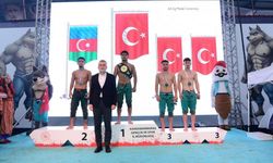 Altın Kemer ve Madalyalar Türk Pehlivanların