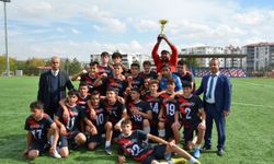 Final Maçı Nefes Kesti: Fen Lisesi Penaltılarda Şampiyon Oldu