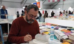 Güray Sürgü, KAFUM’da Kitapseverlerle Buluştu