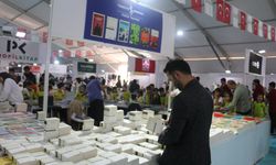 Kahramanmaraş Personel Eğitim Merkezi Kursiyerlerinden Kitap Fuarı Ziyareti
