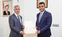 Kahramanmaraş’ta Üst Düzey Devlet Görevlilerine “Başarı Belgesi” Takdimi