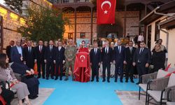 “Köklerden Zarafete Garbiyeli” Temalı Defileyle Zaman Yolculuğu