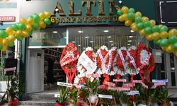 Afşin’de Altın Eşarp ve Tesettür Hizmete Açıldı