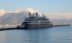 Alanya'ya 'Le Laperouse' gemisiyle 148 turist geldi