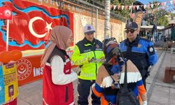 Anamur'da kadına yönelik şiddete karşı broşür dağıtıldı