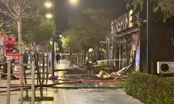 Antalya'da sahildeki kafede çıkan yangın söndürüldü