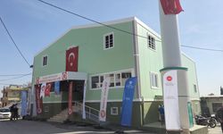 Hatay'da hayırseverlerin desteğiyle yeniden yaptırılan cami ibadete açıldı