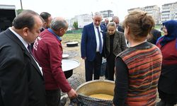 Isparta Belediye Başkanı Başdeğirmen Bursa'daki hemşehrileriyle buluştu