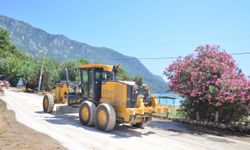 Kumluca Belediyesi, 25 mahallede 222 bin metrekare asfalt çalışması yaptı