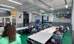 Otokar, elektrikli otomobil sektörünün geleceği öğrencileri yetiştiriyor