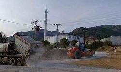 Anamur’da cami çevresi ve 11 kilometrelik yol yenilendi