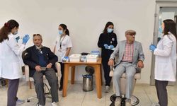 Kepez Belediyesi’nden huzurevi sakinlerine ağız ve diş sağlığı taraması