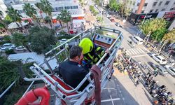 Mersin’de iş merkezinde yangın ve kurtarma tatbikatı yapıldı