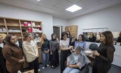 Mersin’de MERCEK’in saç renklendirme kursu yoğun ilgi görüyor