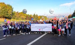 Allianz Türkiye Gönüllüleri, İstanbul Maratonu’nda iyilik peşinde koştu