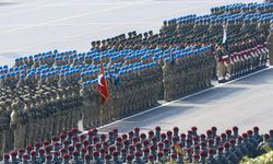 Azerbaycan, Karabağ Zaferi'nin 5. yılını askeri geçit töreniyle kutladı