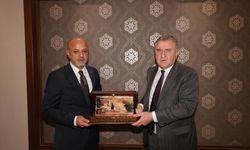 Başkan Kıraç’tan Bakan Osman Aşkın Bak’a Ziyaret