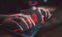 Gölge yapay zekâ çalışanlar için kolaylık, şirketler için risk