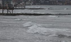 Tekirdağ’da lodos engeli: Balıkçılar denize açılamadı