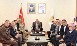 Ünlüer, Erenler Kültür ve Dayanışma Derneği Heyetini Makamında Ağırladı