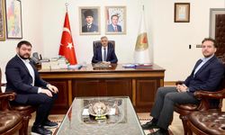 Vali Ünlüer, Oda ve İş Dünyası Temsilcilerini Makamında Kabul Etti