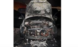 Afşin'de Seyir Halindeki Otomobil Alev Aldı