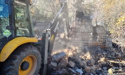 Adana'da evinde çıkan yangında 85 yaşındaki kadın hayatını kaybetti