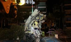 Alanya'da alt geçide düşen otomobilin sürücüsü öldü