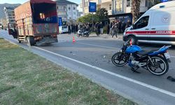 Bozyazı ilçesinde kamyonetle çarpışan motosikletin sürücüsü yaralandı