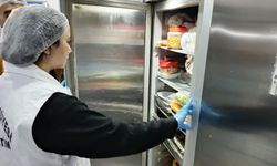 Kemer'de zabıta ekipleri restoran ve kafelerde denetim yaptı