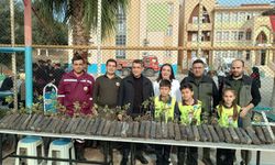 Kozan'da kan bağışçılarına fidan hediye edildi