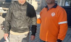 Mersin'de belediye çalışanının bulduğu para ve kimlik sahibine teslim edildi
