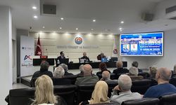 Mersin'de 'Kültürel Rönesans' söyleşisi gerçekleştirildi