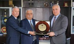 Alanya’nın vergi rekortmenlerine plaket