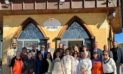 Başkan Topaloğlu: "Seramik sanatına gönül verenler ortaya çok güzel eserler çıkarıyor"