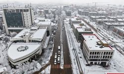 Arterleri Ulaşıma Açık Tutmak İçin Büyükşehir’den Yoğun Mesai