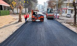 Büyükşehir, Altyapısı Tamamlanan Pazarcık Atatürk Caddesi’ni Asfaltlıyor