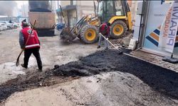 Elbistan Belediyesi, Acil Yol Onarımlarına Hız Kesmeden Devam Ediyor