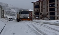 Elbistan Belediyesi’nden Karla Mücadele Çalışmaları