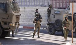 İşgalci İsrail ordusu Batı Şeria'nın kuzeyinde Filistinlileri evlerini boşaltmaya zorladı