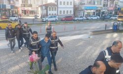 İzmir'de FETÖ operasyonu: 15 gözaltı